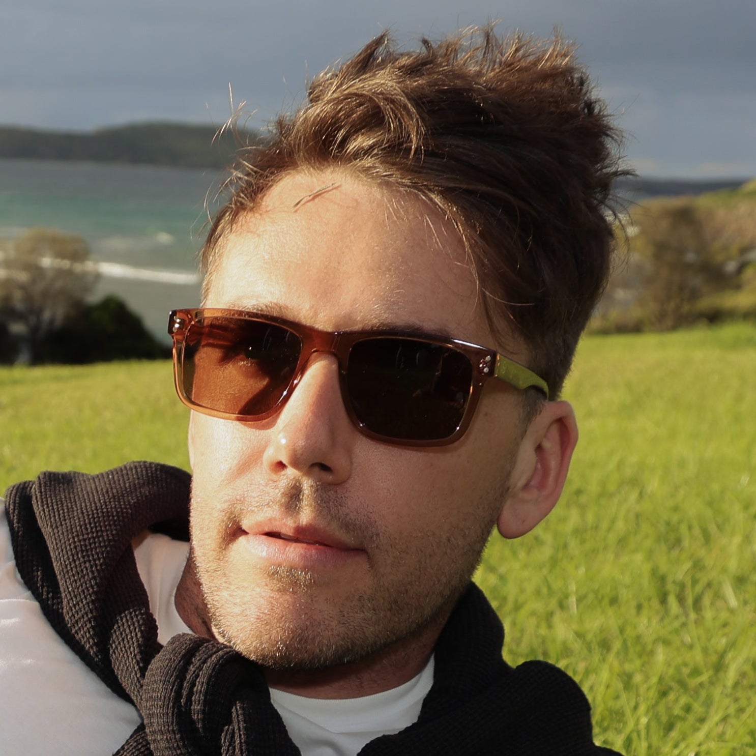 Jones Otter Polarised Sunglasses on Male Model